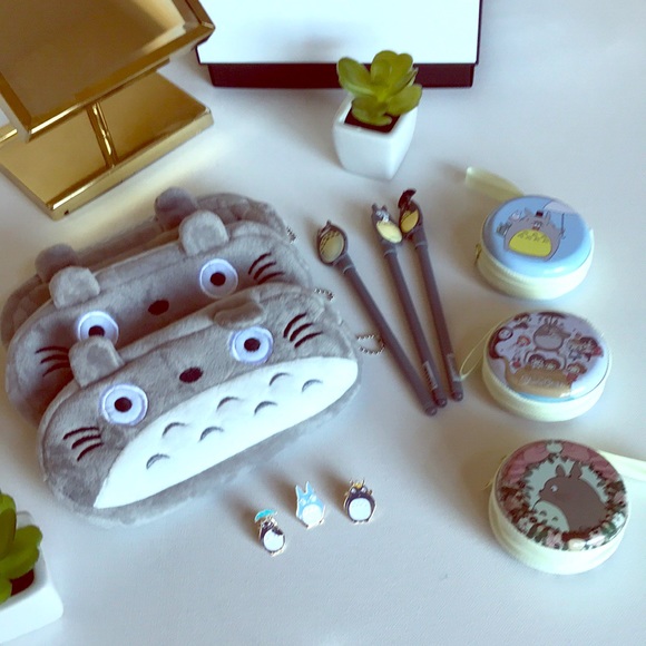 Boutique Handbags - NEW! Totoro 4-Piece Bundle!